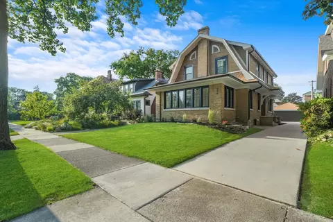 448 Berkshire St, Oak Park, IL 60302