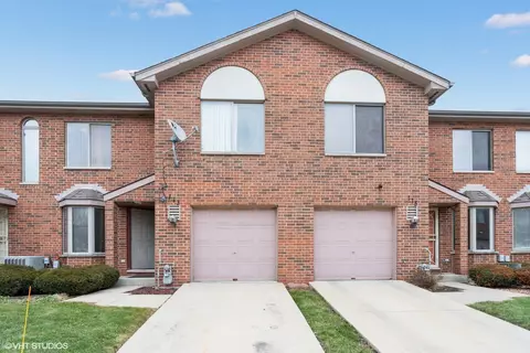1133 E 83rd St #113, Chicago, IL 60619