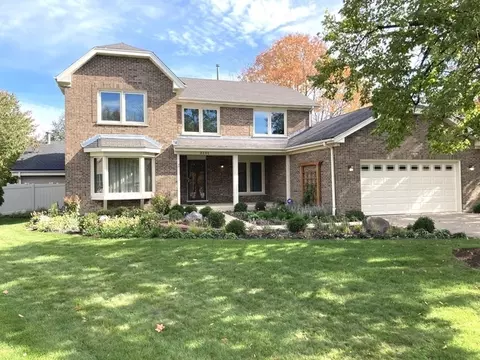3101 Indian Creek Dr, Buffalo Grove, IL 60089