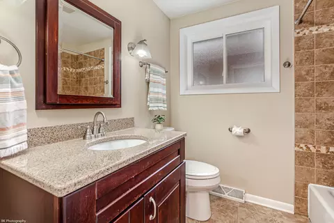 5859 W 59th St, Chicago, IL 60638 photo 11