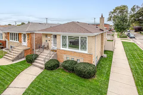 5859 W 59th St, Chicago, IL 60638 photo 2