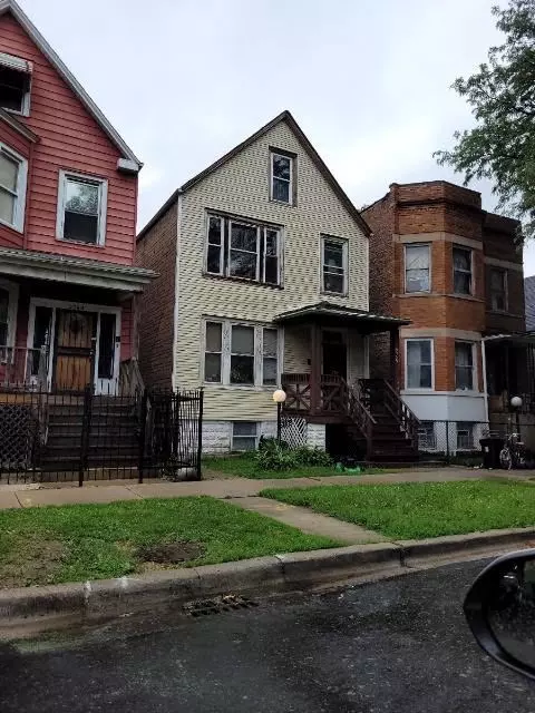 5738 S Elizabeth St, Chicago, IL 60636