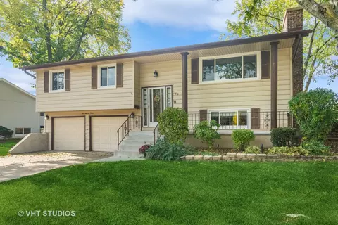 130 Samoset Ln, Schaumburg, IL 60193