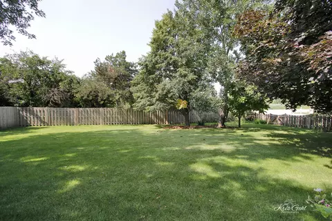 998 Knowles Rd, Gurnee, IL 60031 photo 26
