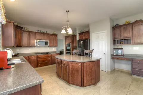 1970 Blue Heron Cir, Bartlett, IL 60103 photo 6