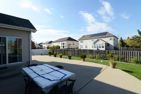 1970 Blue Heron Cir, Bartlett, IL 60103 photo 29
