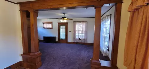 208 W Knox St, Morrison, IL 61270 photo 7