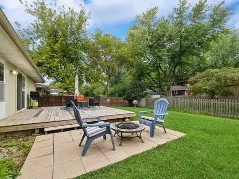 755 Ruth Dr, Elgin, IL 60123 photo 18