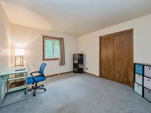 755 Ruth Dr, Elgin, IL 60123 photo 11