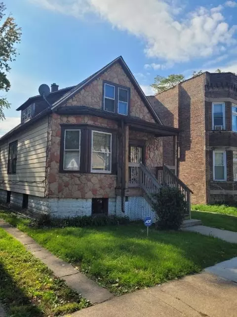 131 W 113th St, Chicago, IL 60628