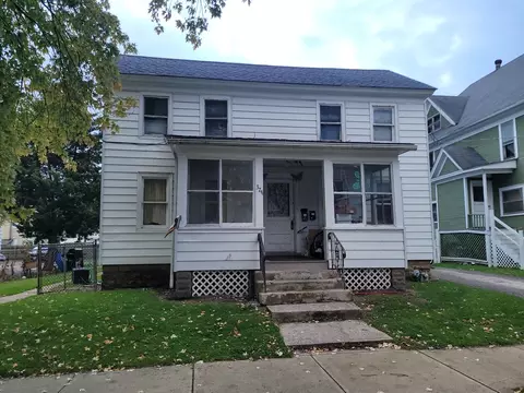 378 W New York St W, Aurora, IL 60506