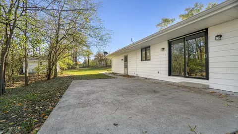 5696 Thompson Dr, Roscoe, IL 61073 photo 29