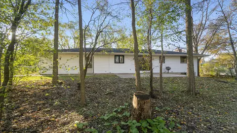 5696 Thompson Dr, Roscoe, IL 61073 photo 32