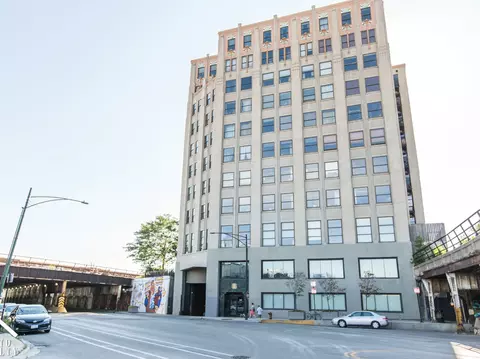 1550 S Blue Island Ave #611, Chicago, IL 60608