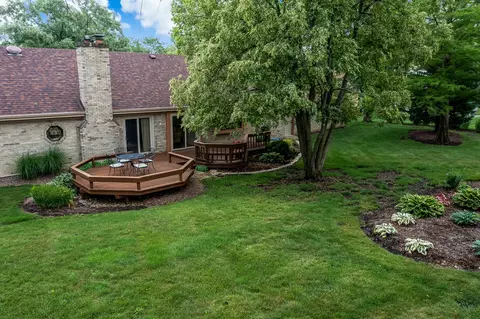 8130 Ridgepointe Dr, Burr Ridge, IL 60527 photo 42