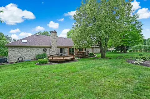 8130 Ridgepointe Dr, Burr Ridge, IL 60527 photo 41