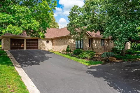 8130 Ridgepointe Dr, Burr Ridge, IL 60527 photo 47