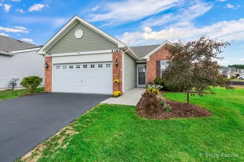 2160 Magenta Ln, Algonquin, IL 60102