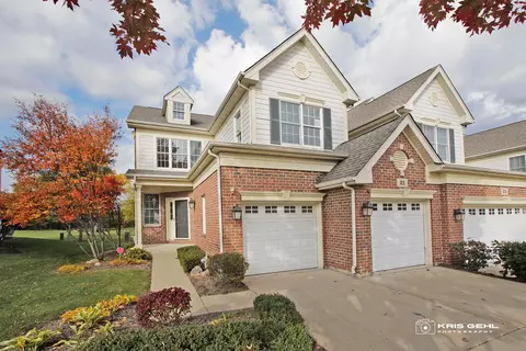 21 Red Tail Dr, Hawthorn Woods, IL 60047