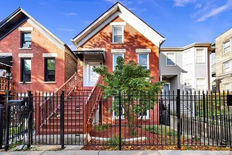 2316 W Melrose St, Chicago, IL 60618