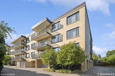 1534 Mcdaniels Ave #4C, Highland Park, IL 60035