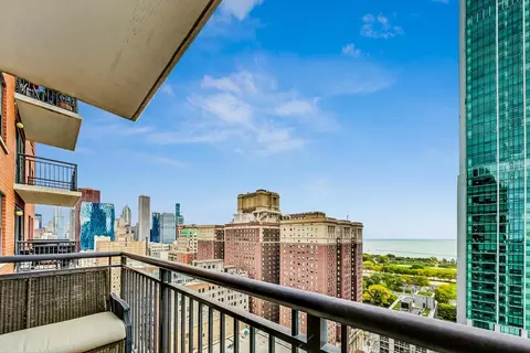 41 E 8th St #2402, Chicago, IL 60605 photo 10