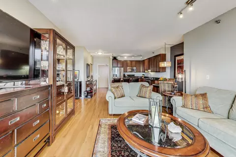 41 E 8th St #2402, Chicago, IL 60605 photo 5