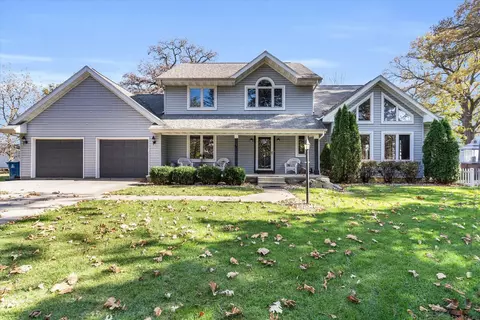 1916 County Road 2325 East Rd, Saint Joseph, IL 61873