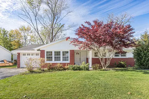1024 Cypress Ln, Elk Grove Village, IL 60007