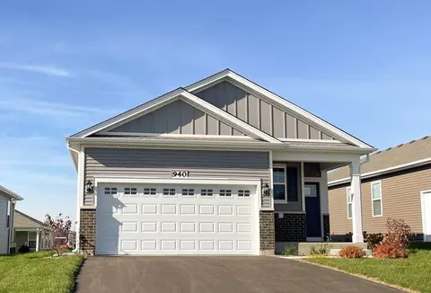 940 Eineke Blvd, Algonquin, IL 60102