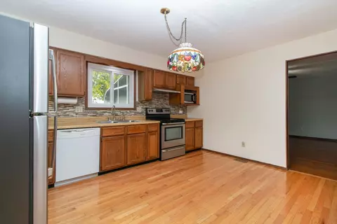211 Bentley Dr, Normal, IL 61761 photo 11