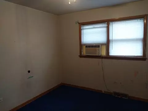 14301 Dobson Ave, Dolton, IL 60419 photo 10