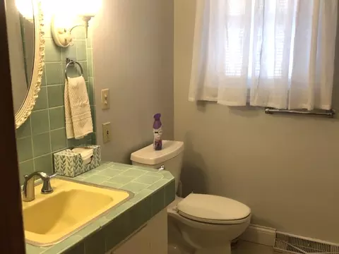 515 Johnson Ave, Morris, IL 60450 photo 9