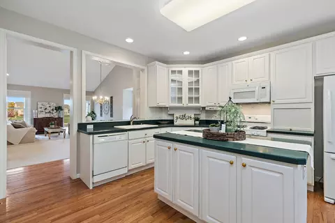 14 Twickenham Ct, Algonquin, IL 60102 photo 11