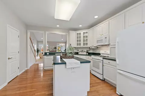 14 Twickenham Ct, Algonquin, IL 60102 photo 13