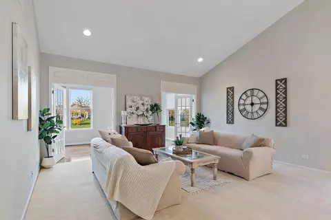 14 Twickenham Ct, Algonquin, IL 60102 photo 6