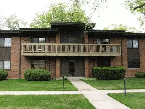 481 Duane Ter #A4, Glen Ellyn, IL 60137