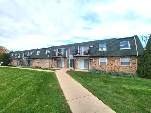 8505 W 101st Ter #8-103, Palos Hills, IL 60465
