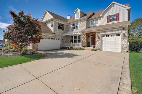 408 Birmingham Ln, Schaumburg, IL 60193