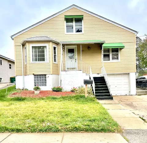 195 E Grand Ave, Fox Lake, IL 60020