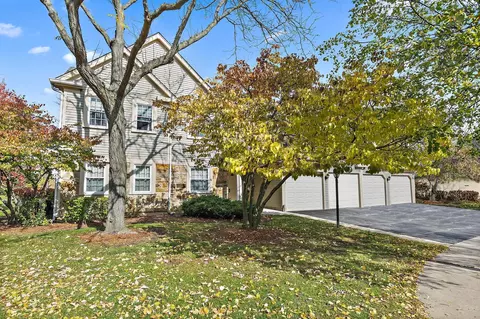 2404 Mallow Ct #V2, Schaumburg, IL 60194