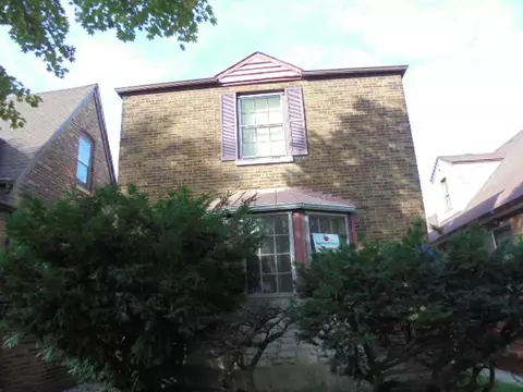 10536 S Eberhart Ave, Chicago, IL 60628