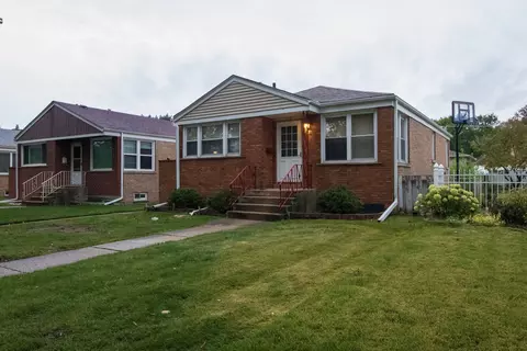 9316 Lorel Ave, Skokie, IL 60077