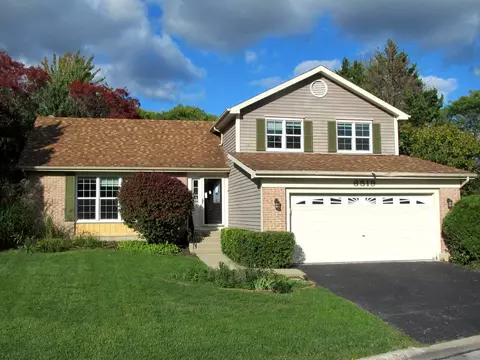 6519 Fernwood Dr, Lisle, IL 60532