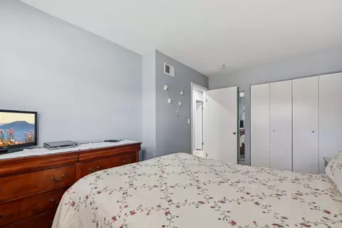 1232 Elder Ct, Wheeling, IL 60090 photo 12