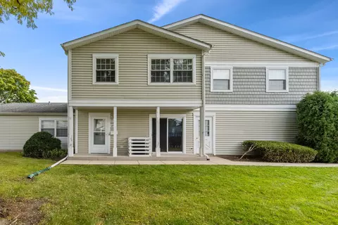 1232 Elder Ct, Wheeling, IL 60090