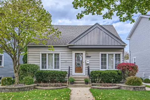 10940 S Lawndale Ave, Chicago, IL 60655
