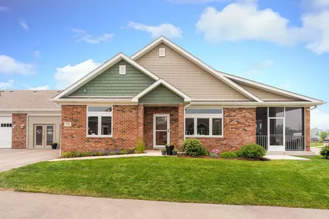 16 Briden Ln #16, Sycamore, IL 60178