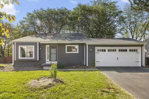 2787 Springdale Cir, Naperville, IL 60564