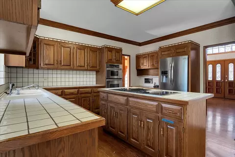2418 Rivermist Ct, Naperville, IL 60565 photo 4